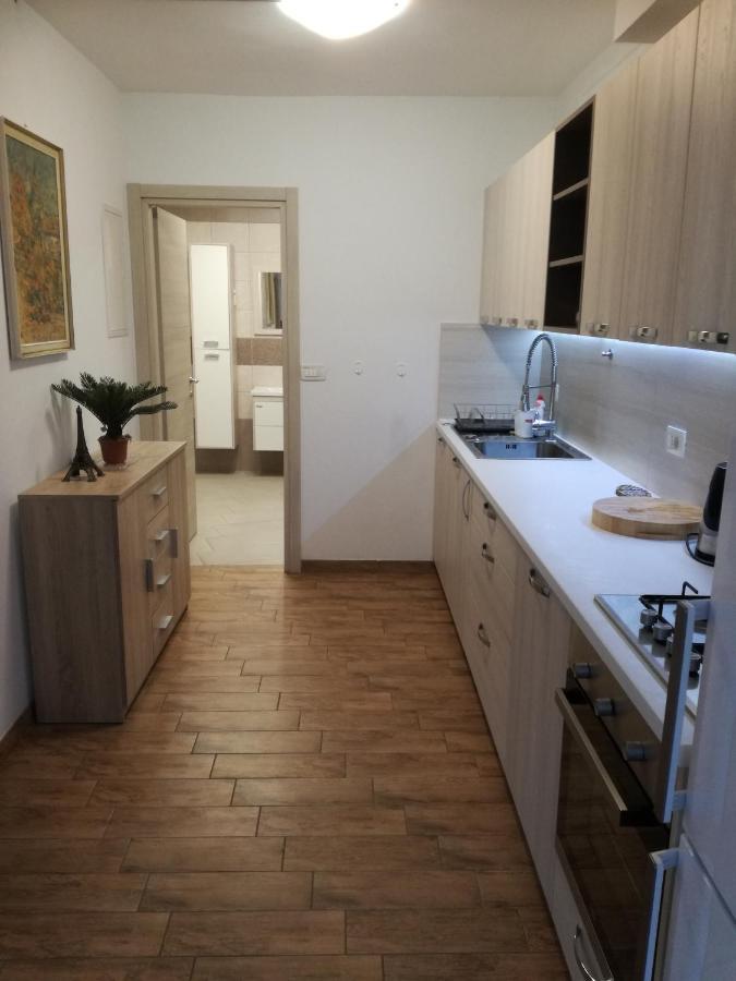Guesthouse Skofije Ob Parenzani Spodnje Skofije Екстер'єр фото